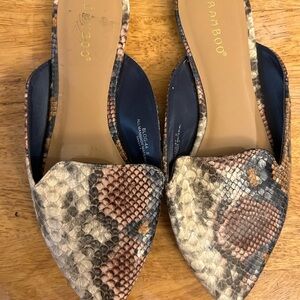Bamboo Pointed Toe Snakeskin Print Flats - Brown and Cream
